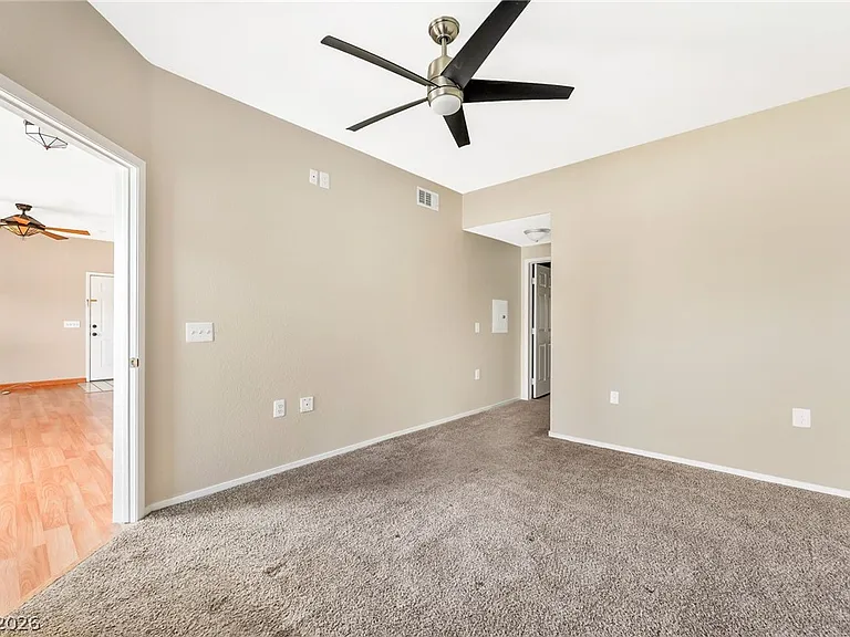 10245 S Maryland Pkwy #132 — Photo 18