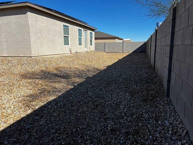 10862 W Cambria Cir — Photo 16