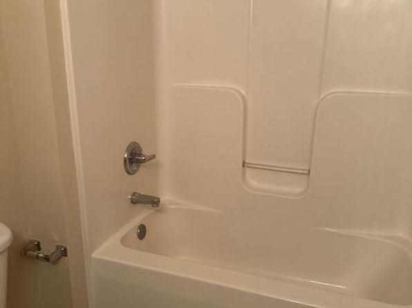 700 Kirkwood Dr #1-8