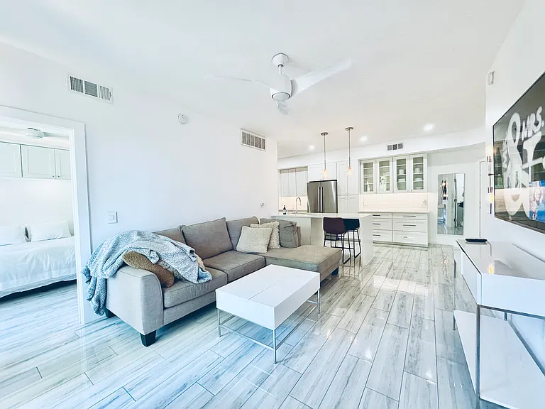 Open Floor Plan Livingroom