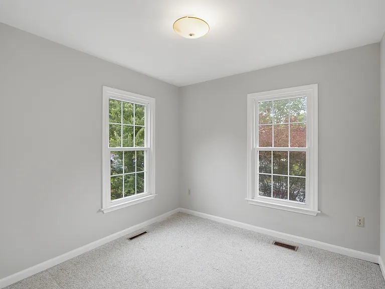 27 Ryan Ct — Photo 26