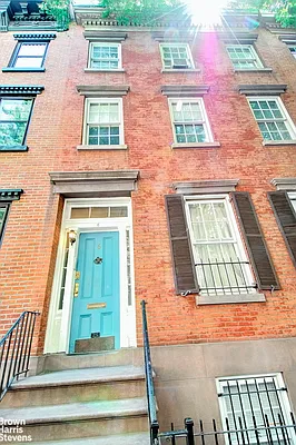 Rented by Brown Harris Stevens | media 15