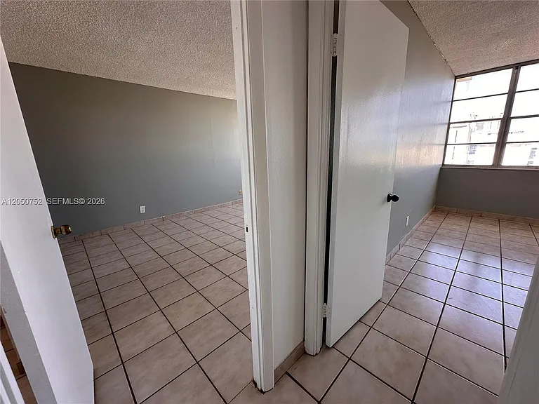 2025 NE 164th St #1008 — Photo 26