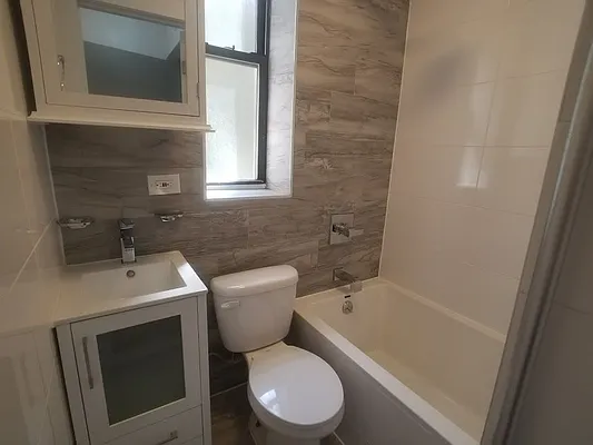 Rented by Compass | media 26