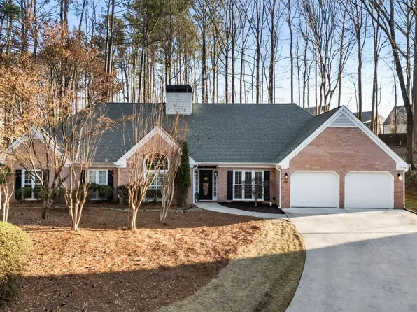 410 Barlow Ct, Johns Creek, GA 30022