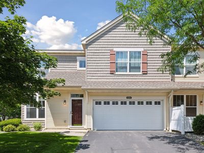 2184 Shamrock Pl, Chaska, MN, 55318