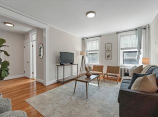 1945 Commonwealth Ave APT 27, Brighton, MA 02135