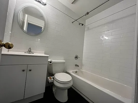 Rented by MySpaceNYC | media 13