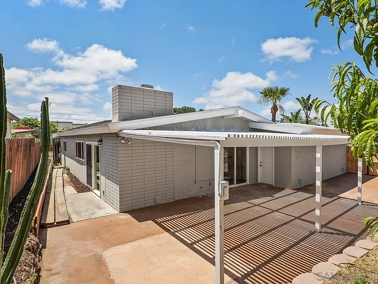 5051 Lenore Dr — Photo 27