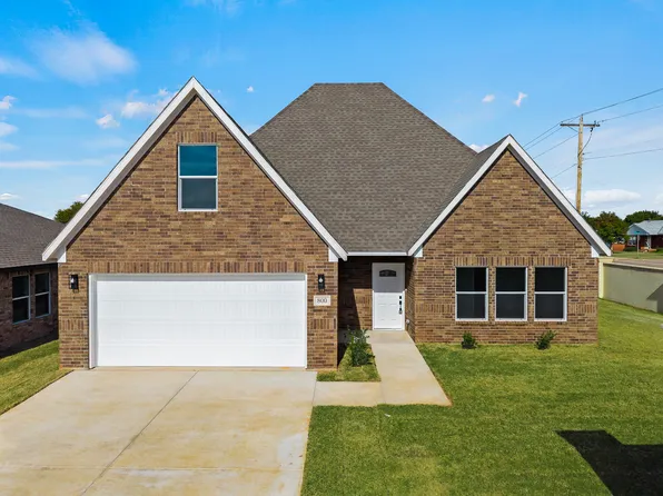 Caldwell Plan, The Courts at Montevino