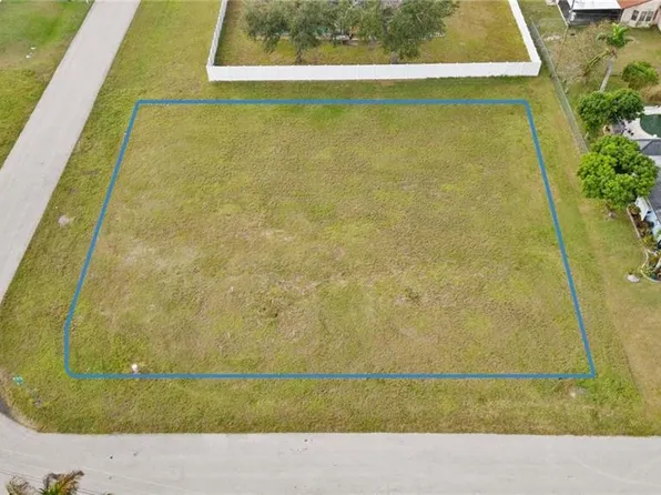 424 SE 14th ST, CAPE CORAL, FL 33990