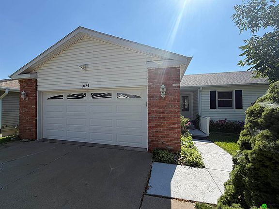 3rd image of 5024 N 25th St