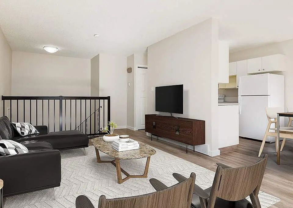 1st image of 130 Mount Pleasant Dr #1