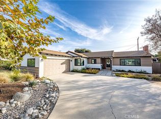 636 E Foothill Blvd, Glendora, CA 91741