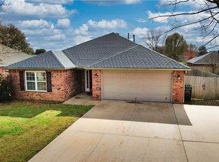 2737 Granny Smith Ave, Springdale, AR 72764