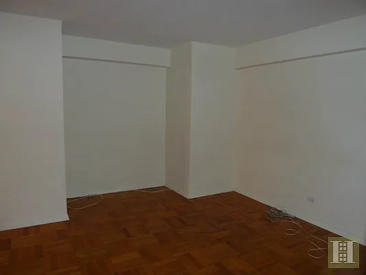 Rented by Halstead Real Estate | media 2