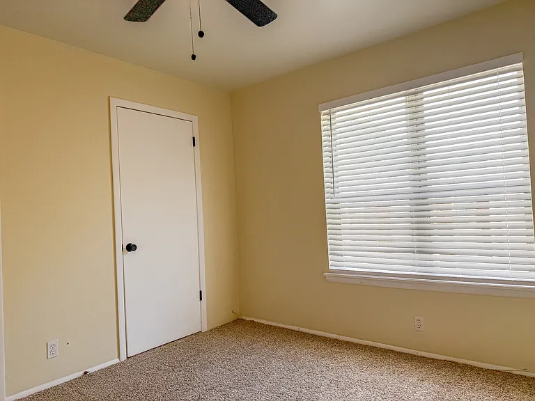7321 S Yale Ave #219 — Photo 11