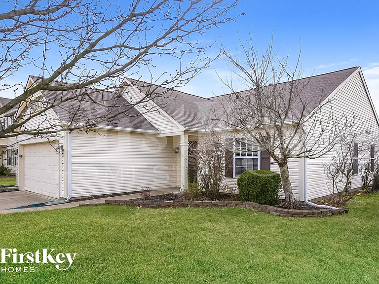 5720 Ashby Dr — Photo 2