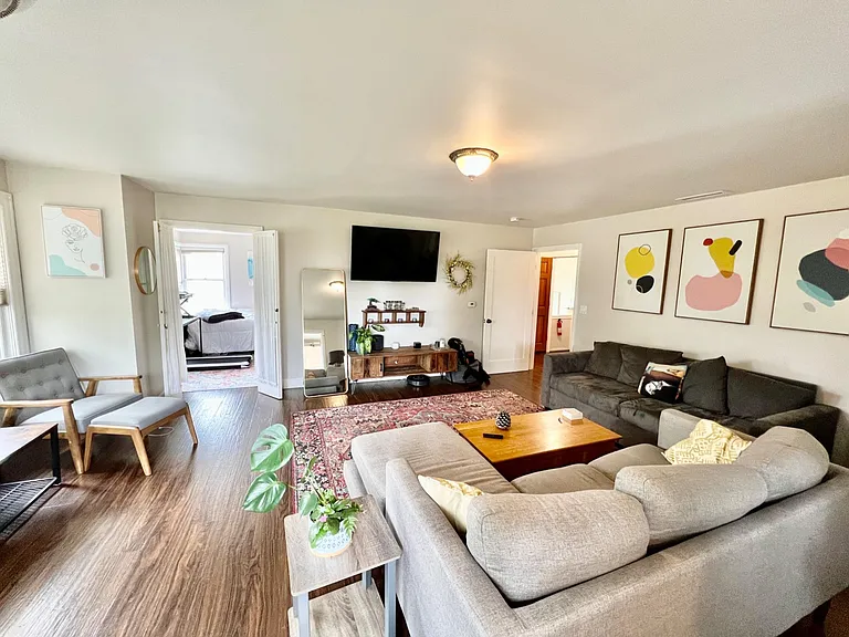 1426 Bath St #A — Photo 4