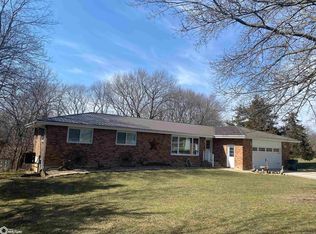 8486 170th St, Burlington, IA 52601