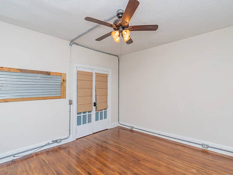 820 Oak St #1 — Photo 6