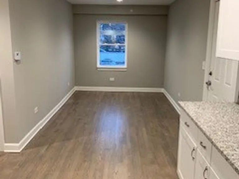 206 Main St — Photo 6