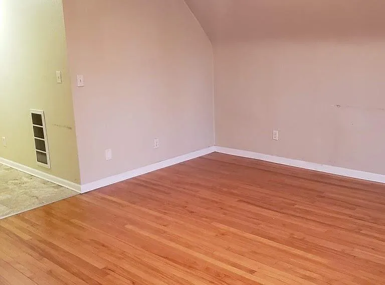 2629 N Fratney St #LOWER — Photo 6