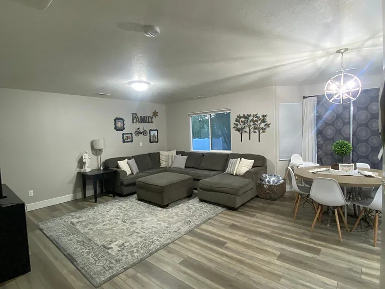 718 W 1045 N — Photo 8