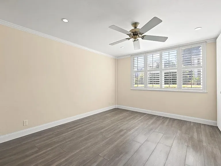 200 Elm St #107 — Photo 1
