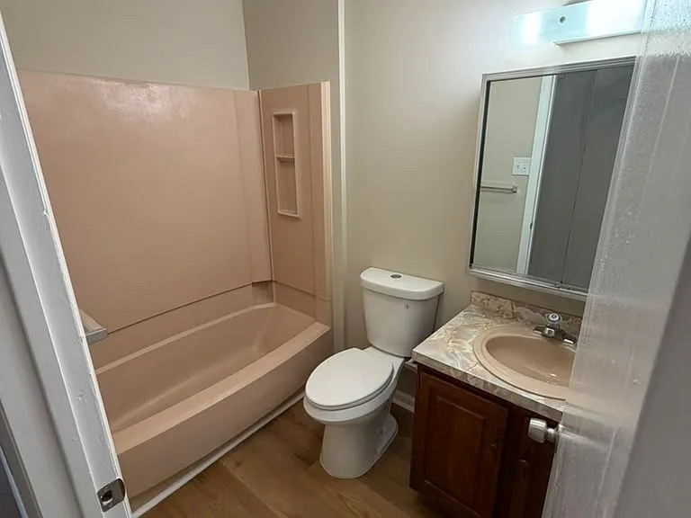 106 Kelly Cv #B — Photo 14