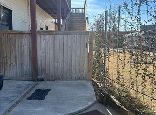 519 Spring St #E, Columbus, TX 78934