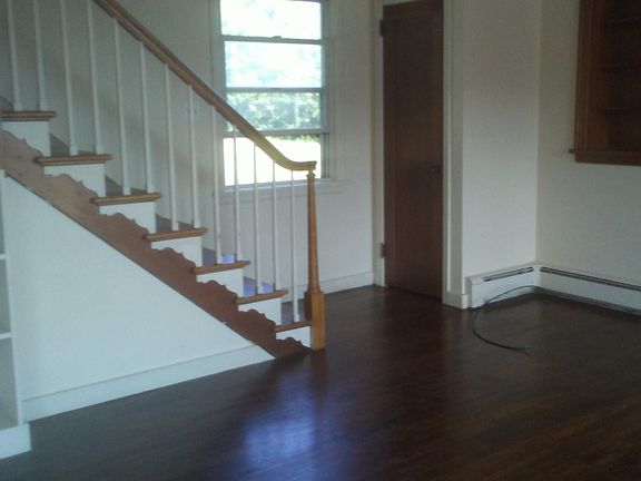 4th image of 501 Cassell St