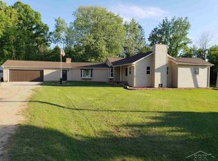 4217 Van Geisen Rd, Caro, MI 48723