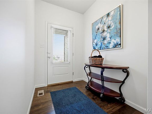 3rd image of 315 Fronterra Ct