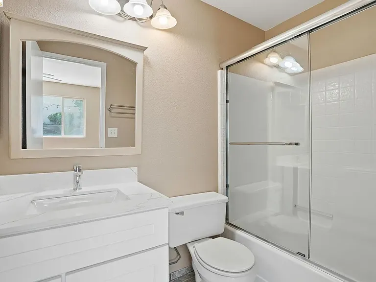 4465 Fall Ln — Photo 6