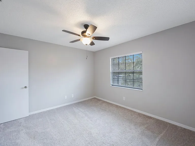 500 9th Ave S #B3 — Photo 14
