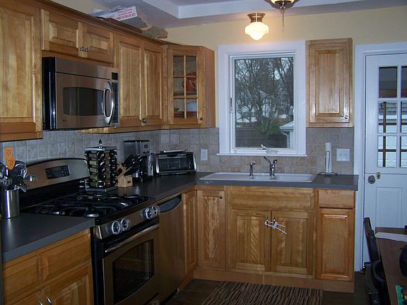 2nd image of 10 Hamilton St