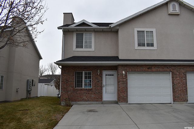 1st image of 457 E Park Oak Pl