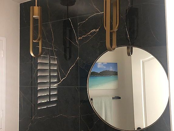 Exquisite designed bathroom