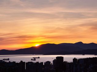 777 Richards St #4202, Vancouver, BC V6B0M6