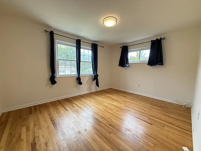 5835 Mount Vernon Dr — Photo 6