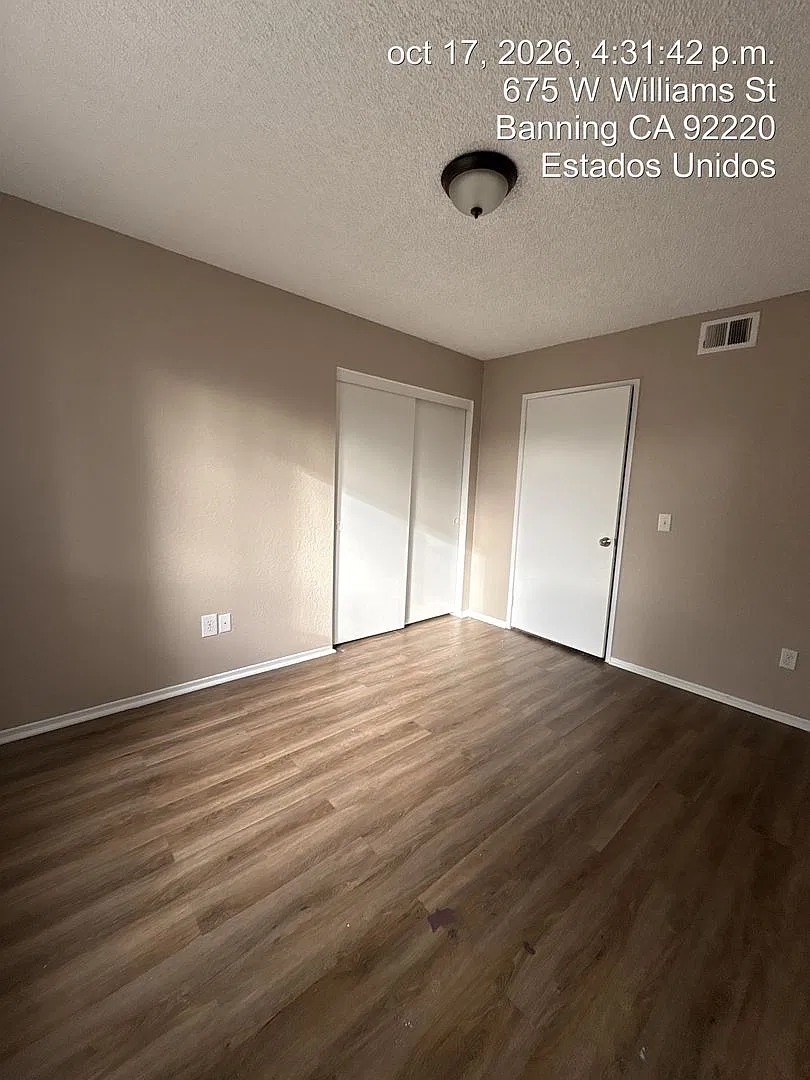 Banning Apartments — Photo 1