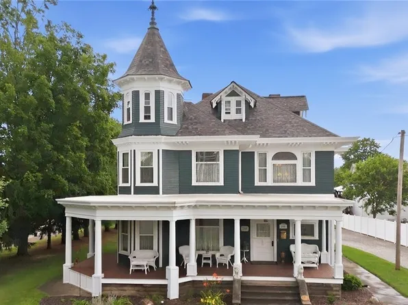 108 W Main St, South Amherst, OH 44001