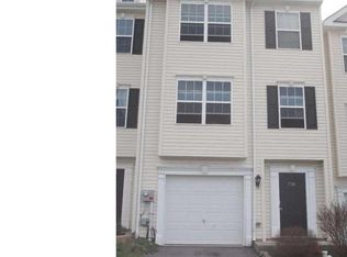 716 Blue Heron Dr, Allentown, PA 18103