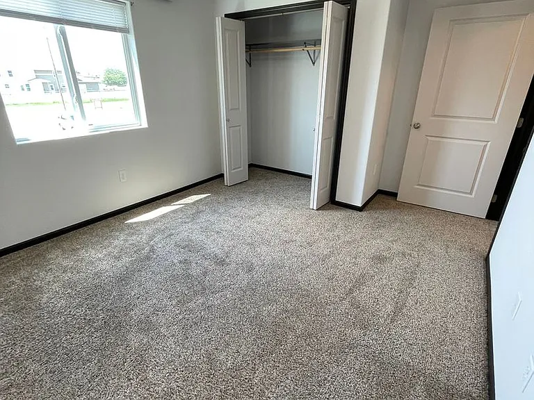 867 Tower Rd — Photo 9