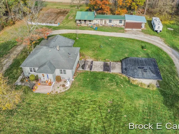 12455 Sleeper St, Grand Haven, MI 49417