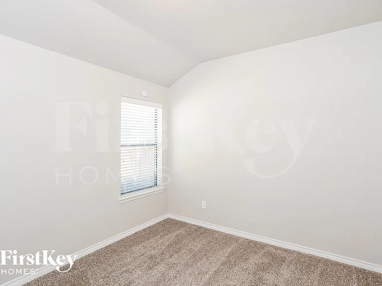 2213 Brandy Dr — Photo 11
