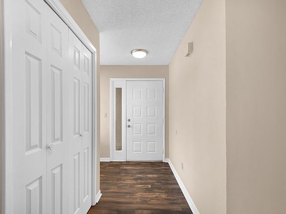 3rd image of 55 Bay Dr APT 4203