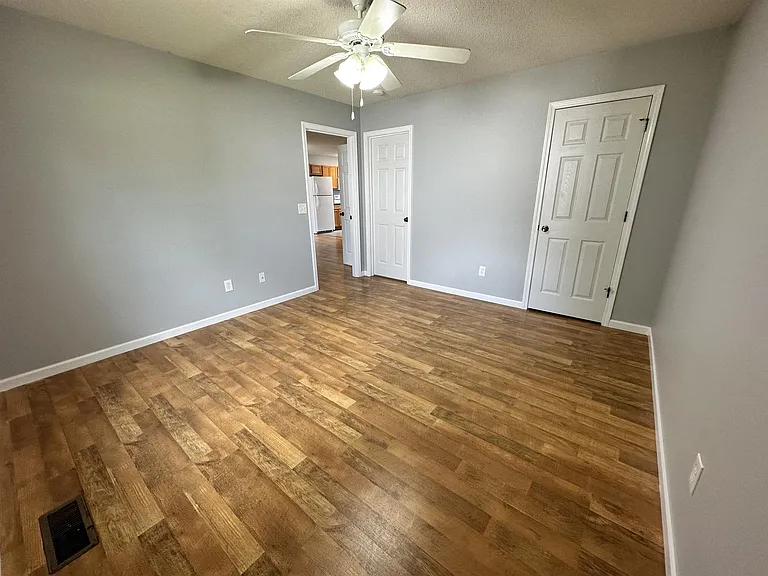 2914 Patrick Ave #B — Photo 11