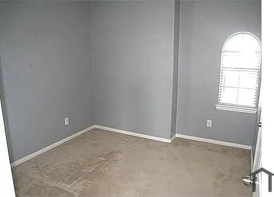 1524 Chestnut Dr — Photo 5